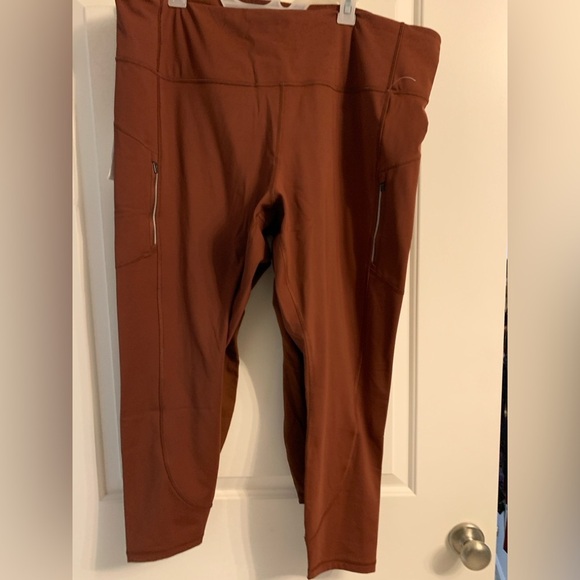Athleta Women’s Leggings 3X, NWT in Burnt Orange color/brick - Picture 1 of 3